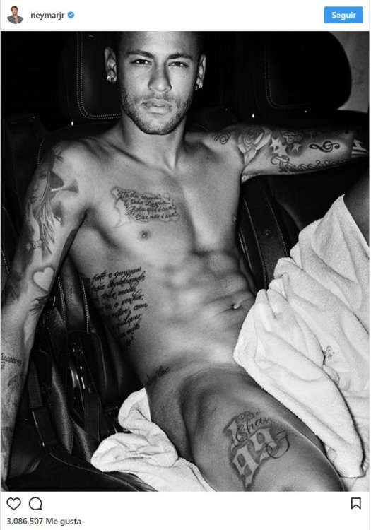 69700853_NEYMARJR.SEMIDESNUDO!!!.thumb.jpg.f6885da6452f017d1888bcdcc39d82da.jpg